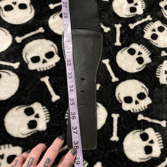 LIBIAN Vintage red satin and black short-sleeve blouse w/ belt ~  LARGE XL shirt - Picture 11 of 13